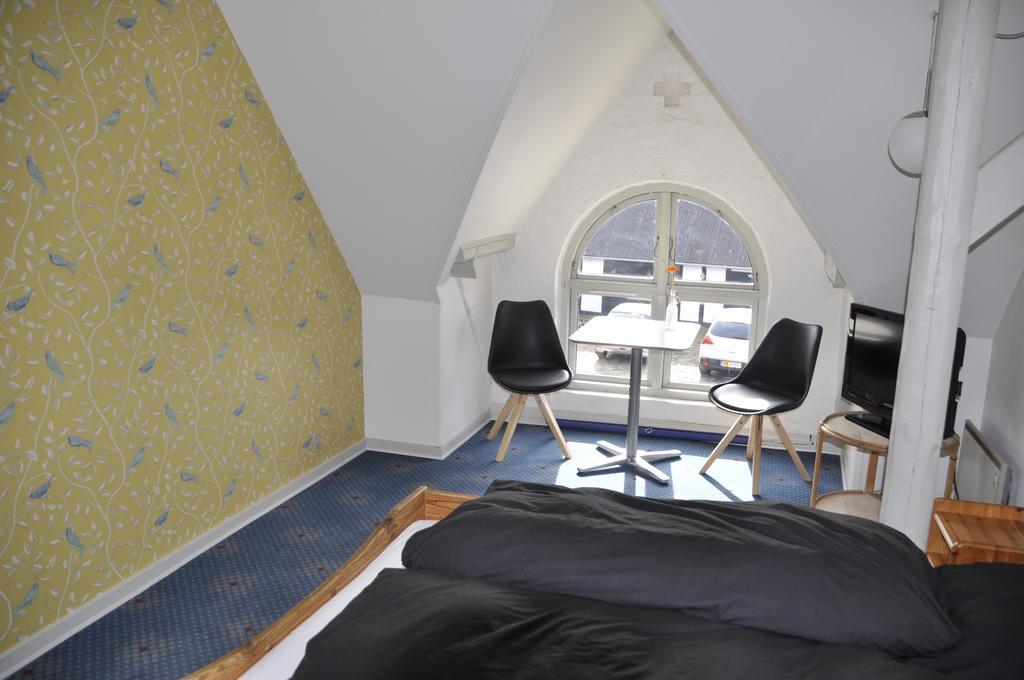 Lundsgaard Bed & Breakfast ฟาบอร์ก ภายนอก รูปภาพ