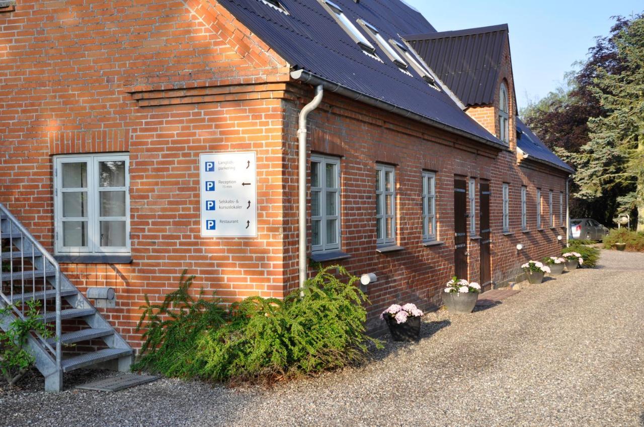 Lundsgaard Bed & Breakfast ฟาบอร์ก ภายนอก รูปภาพ